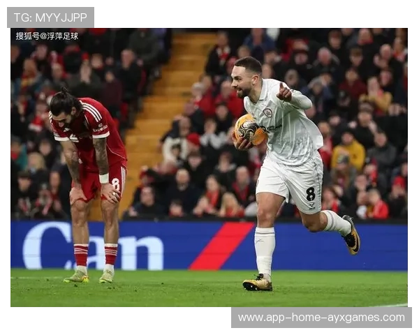 曼联替补助攻立竿见影，拉什福德门前完成致胜一击