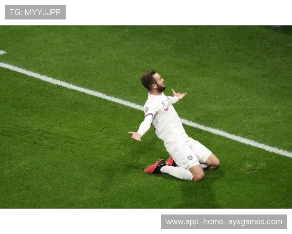 田径百米黑马爆冷夺冠，速度惊人